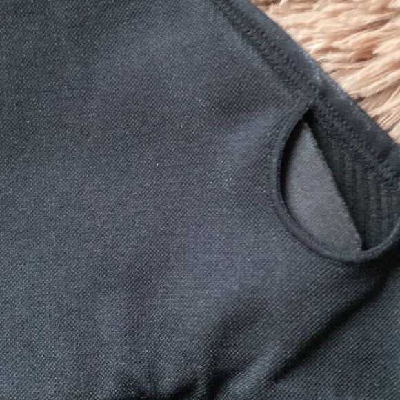 Calvin Klein performance Padded Sports Bra Black Medium - Picture 6 of 6